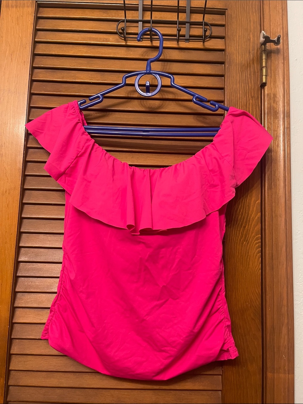 La Blanca Hot Pink Ruffled Off-Shoulder Swim Top size 12
